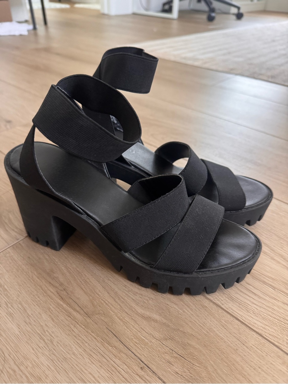 Chunky Black Strappy Platform Heels with Elastic Ankle Wrap